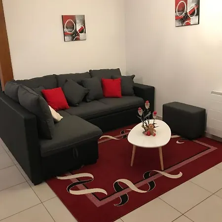 GITE DE FRANCE A l'essentiel Sidiailles Extérieur photo